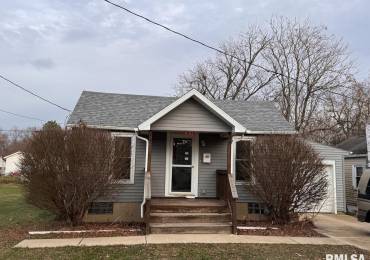 579 6TH Avenue, Canton, Illinois, 2 Bedrooms Bedrooms, ,1 BathroomBathrooms,Residential,For Sale,6TH,RMAPA1254986