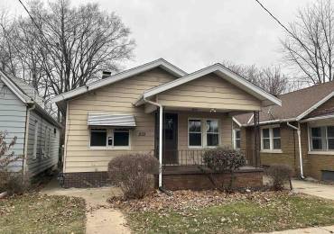 203 BERGAN Avenue, West Peoria, Illinois, 2 Bedrooms Bedrooms, ,1 BathroomBathrooms,Residential,For Sale,BERGAN,RMAPA1254999