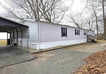 1100 LOCUST Street, Canton, Illinois, 3 Bedrooms Bedrooms, ,2 BathroomsBathrooms,Manufactured In Park,For Sale,LOCUST,RMAPA1255004