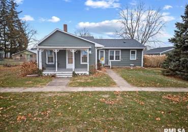 108 CLEVELAND Street, Roanoke, Illinois, 3 Bedrooms Bedrooms, ,2 BathroomsBathrooms,Residential,For Sale,CLEVELAND,RMAPA1255050