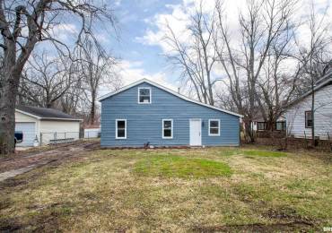 615 ILLINOIS Street, East Peoria, Illinois, 3 Bedrooms Bedrooms, ,1 BathroomBathrooms,Residential,For Sale,ILLINOIS,RMAPA1255048