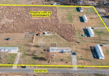 2526 Community Beach Road, Odin, Illinois, ,Residential Income,For Sale,Community Beach,RMAEB456155