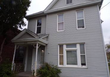 1460 4TH Street, Davenport, Iowa, ,Residential Income,For Sale,4TH,RMAQC4259220