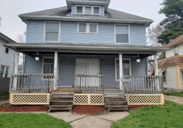 1815 GRAND Avenue, Davenport, Iowa, 3 Bedrooms Bedrooms, ,1 BathroomBathrooms,Residential Lease,For Rent,GRAND,RMAQC4258514