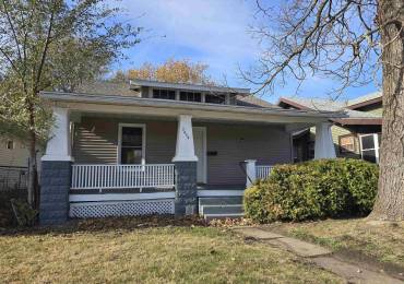 2008 11TH Street, Rock Island, Illinois, 2 Bedrooms Bedrooms, ,1 BathroomBathrooms,Residential,For Sale,11TH,RMAQC4259274