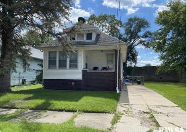 608 LOUCKS Avenue, Peoria, Illinois, 3 Bedrooms Bedrooms, ,1 BathroomBathrooms,Residential,For Sale,LOUCKS,RMAPA1255159