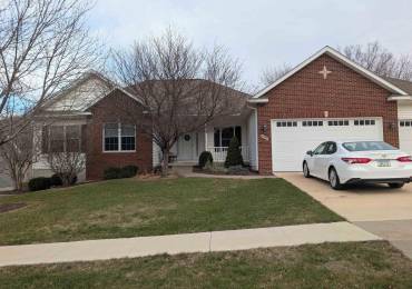 401 8TH Street, Le Claire, Iowa, 4 Bedrooms Bedrooms, ,3 BathroomsBathrooms,Residential,For Sale,8TH,RMAQC4259299