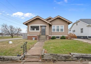 725 MCKINLEY Avenue, Kewanee, Illinois, 2 Bedrooms Bedrooms, ,1 BathroomBathrooms,Residential,For Sale,MCKINLEY,RMAQC4259349