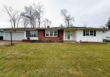 540 SCENIC Drive, Clinton, Iowa, 4 Bedrooms Bedrooms, ,1 BathroomBathrooms,Residential,For Sale,SCENIC,RMAQC4259339