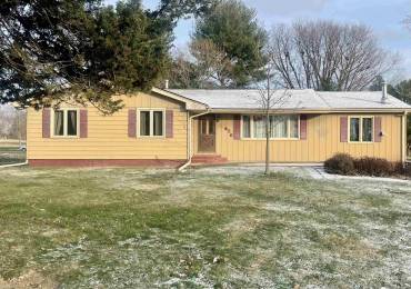 420 7TH Street, Neponset, Illinois, 2 Bedrooms Bedrooms, ,1 BathroomBathrooms,Residential,For Sale,7TH,RMAQC4259347