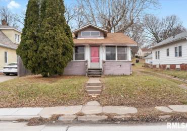 4227 11TH Street, Rock Island, Illinois, 2 Bedrooms Bedrooms, ,1 BathroomBathrooms,Residential,For Sale,11TH,RMAQC4259375