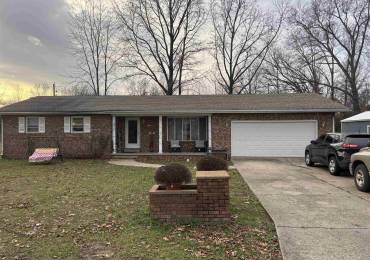 500 DEAN Street, Royalton, Illinois, 4 Bedrooms Bedrooms, ,2 BathroomsBathrooms,Residential,For Sale,DEAN,RMAEB456327