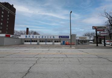 1901 4TH Avenue, Rock Island, Illinois, ,Commercial Sale,For Sale,4TH,RMAQC4259419