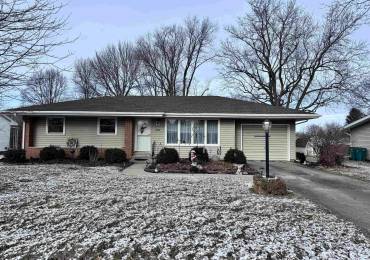 308 VERZEL Drive, Macomb, Illinois, 3 Bedrooms Bedrooms, ,1 BathroomBathrooms,Residential,For Sale,VERZEL,RMAPA1255304