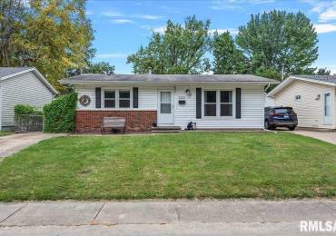 1751 FAIRMONT Drive, Springfield, Illinois, 3 Bedrooms Bedrooms, ,1 BathroomBathrooms,Residential,For Sale,FAIRMONT,RMACA1033761