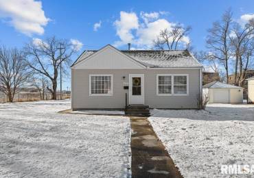 4009 26TH Street, Moline, Illinois, 2 Bedrooms Bedrooms, ,1 BathroomBathrooms,Residential,For Sale,26TH,RMAQC4259471