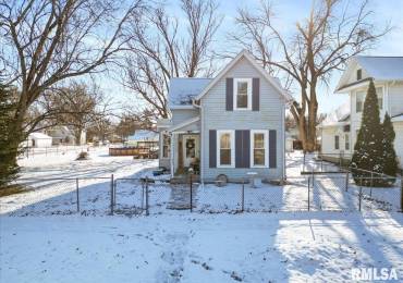 2307 2ND Street, Davenport, Iowa, 3 Bedrooms Bedrooms, ,1 BathroomBathrooms,Residential,For Sale,2ND,RMAQC4259472