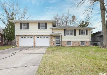 8913 19TH Street West, Rock Island, Illinois, 3 Bedrooms Bedrooms, ,2 BathroomsBathrooms,Residential,For Sale,19TH,RMAQC4259495