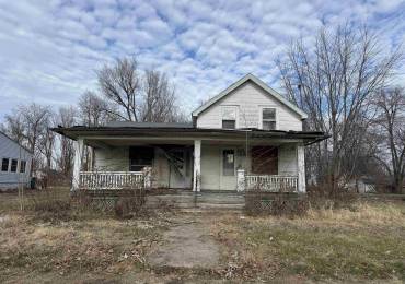 613 BROOKS Street, Galesburg, Illinois, 3 Bedrooms Bedrooms, ,2 BathroomsBathrooms,Residential,For Sale,BROOKS,RMAQC4259500