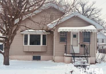 716 MONROE Street, Auburn, Illinois, 2 Bedrooms Bedrooms, ,1 BathroomBathrooms,Residential,For Sale,MONROE,RMACA1033809