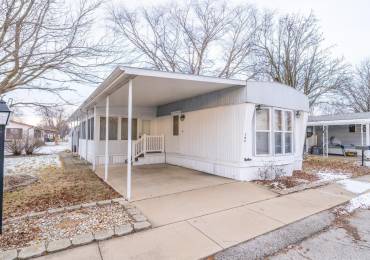 105 ASPEN Drive, Morton, Illinois, 2 Bedrooms Bedrooms, ,1 BathroomBathrooms,Manufactured In Park,For Sale,ASPEN,RMAPA1255380