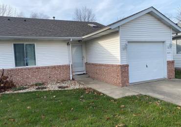 2605 CHASE Drive, Springfield, Illinois, 2 Bedrooms Bedrooms, ,2 BathroomsBathrooms,Residential Lease,For Rent,CHASE,RMACA1033820