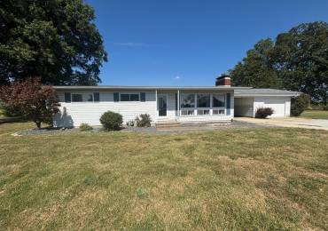 9257 St. Rt 140 0 Route, Worden, Illinois, 4 Bedrooms Bedrooms, ,2 BathroomsBathrooms,Residential,For Sale,RMACA1032010