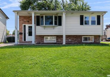 344 39TH Avenue, East Moline, Illinois, 3 Bedrooms Bedrooms, ,1 BathroomBathrooms,Residential,For Sale,39TH,RMAQC4259673