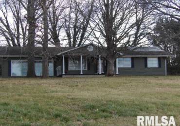 380 GOLF COURSE Road, Eldorado, Illinois, 3 Bedrooms Bedrooms, ,1 BathroomBathrooms,Residential,For Sale,GOLF COURSE,RMAEB456402