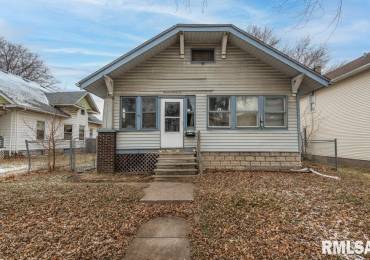 1922 3RD Street, Davenport, Iowa, 2 Bedrooms Bedrooms, ,1 BathroomBathrooms,Residential,For Sale,3RD,RMAQC4259252