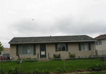 614 64TH Street, Davenport, Iowa, 3 Bedrooms Bedrooms, ,1 BathroomBathrooms,Residential,For Sale,64TH,RMAQC4259709