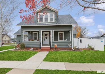 539 MAIN Street, Sheffield, Illinois, 3 Bedrooms Bedrooms, ,2 BathroomsBathrooms,Residential,For Sale,MAIN,RMAQC4259771