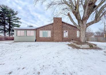 1425 SPRING BAY Road, East Peoria, Illinois, 3 Bedrooms Bedrooms, ,1 BathroomBathrooms,Residential,For Sale,SPRING BAY,RMAPA1255505