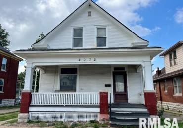 2072 BROADWAY Street, Quincy, Illinois, 2 Bedrooms Bedrooms, ,1 BathroomBathrooms,Residential,For Sale,BROADWAY,RMAQC4237828