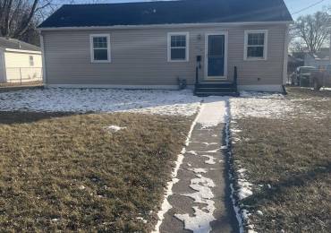 312 28TH Avenue, East Moline, Illinois, 2 Bedrooms Bedrooms, ,1 BathroomBathrooms,Residential,For Sale,28TH,RMAQC4259798