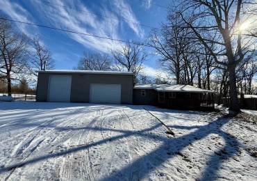 6862 SPARROW Lane, Carbondale, Illinois, 2 Bedrooms Bedrooms, ,1 BathroomBathrooms,Residential,For Sale,SPARROW,RMAQC4259813