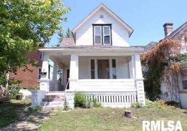 434 9TH Avenue South, Clinton, Iowa, 3 Bedrooms Bedrooms, ,1 BathroomBathrooms,Residential,For Sale,9TH,RMAQC4259868