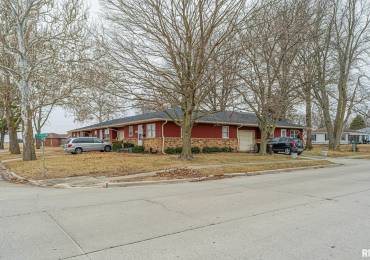 1903 Pulaski Street, Lincoln, Illinois, ,Residential Income,For Sale,Pulaski,RMACA1034048