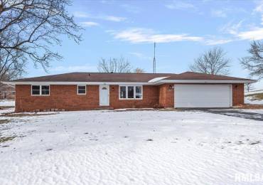 1727 New Salem Church Road, New Berlin, Illinois, 3 Bedrooms Bedrooms, ,1 BathroomBathrooms,Residential,For Sale,New Salem Church,RMACA1034066