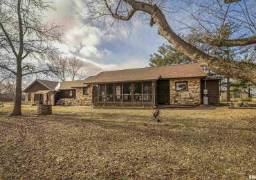 2593 State Highway 184 Highway, Royalton, Illinois, 2 Bedrooms Bedrooms, ,2 BathroomsBathrooms,Residential,For Sale,State Highway 184,RMAEB456512