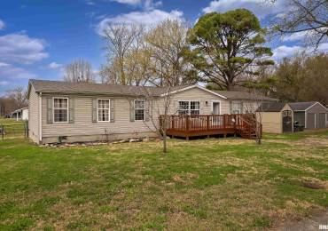 204 ELM Street, Cambria, Illinois, 4 Bedrooms Bedrooms, ,2 BathroomsBathrooms,Residential,For Sale,ELM,RMAEB456533