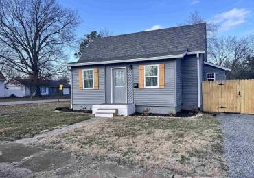 908 Goodall Street, Marion, Illinois, 3 Bedrooms Bedrooms, ,2 BathroomsBathrooms,Residential,For Sale,Goodall,RMAQC4259997