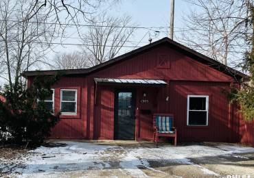 1305 8TH Street, Pekin, Illinois, 1 Bedroom Bedrooms, ,1 BathroomBathrooms,Residential,For Sale,8TH,RMAPA1255666