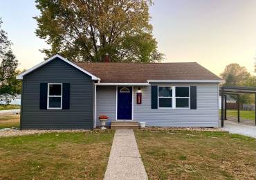 501 Murray Street, Sesser, Illinois, 2 Bedrooms Bedrooms, ,1 BathroomBathrooms,Residential,For Sale,Murray,RMAEB456543