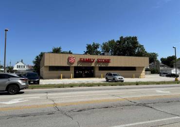 701 19TH Avenue, Moline, Illinois, ,Commercial Sale,For Sale,19TH,RMAQC4260113