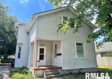 1216 CHARLOTTE Street, Pekin, Illinois, ,Residential Income,For Sale,CHARLOTTE,RMAPA1255742