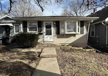 3726 MONROE Avenue, Peoria Heights, Illinois, 3 Bedrooms Bedrooms, ,Residential Lease,For Rent,MONROE,RMAPA1255769