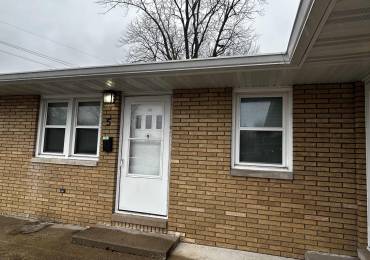 1102 OXFORD Street, Pekin, Illinois, 2 Bedrooms Bedrooms, ,1 BathroomBathrooms,Residential Lease,For Rent,OXFORD,RMAPA1255781