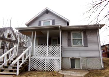 1124 GAINES Street, Davenport, Iowa, ,Residential Income,For Sale,GAINES,RMAQC4260321