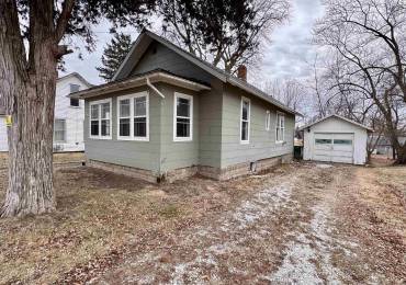 437 PIERCE Street, Macomb, Illinois, 2 Bedrooms Bedrooms, ,1 BathroomBathrooms,Residential,For Sale,PIERCE,RMAPA1255971